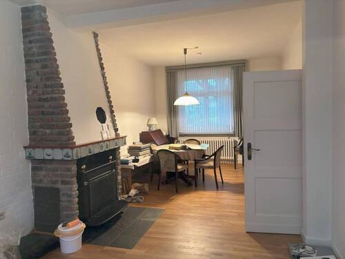 Wohnzimmer - 3 Zimmer Doppelhaushälfte zum Kaufen in Krefeld