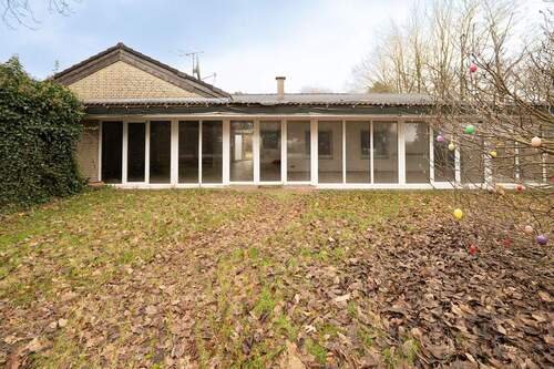 Bungalow Hinten - Mehrfamilienhaus, Wohnhaus mit 530,00 m&sup2; in Odisheim zum Kaufen