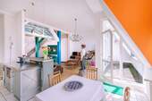 Essplatz mit Blick zum Wohnzimmer WE30 - 