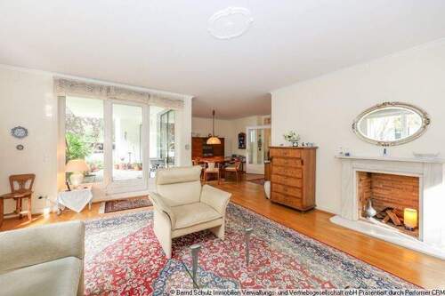 4 Wohnzimmer mit Kamin - 