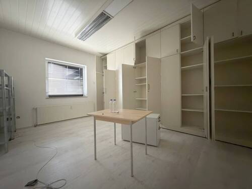 Büro 3 - 