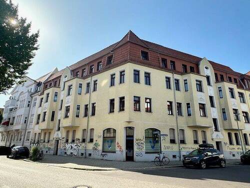 Objektansicht - So schön- 3 Zimmer Wohnung mit Balkon in Stadtfeld!