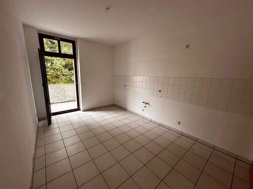 Küche mit Balkon - 
