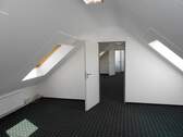 Dachgeschoss - Büro in Köln zur Miete
