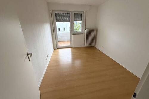 DG 3-Zi.-W. Zimmer - 