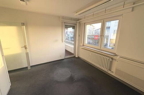 OG Bürozimmer mit Balkon - 
