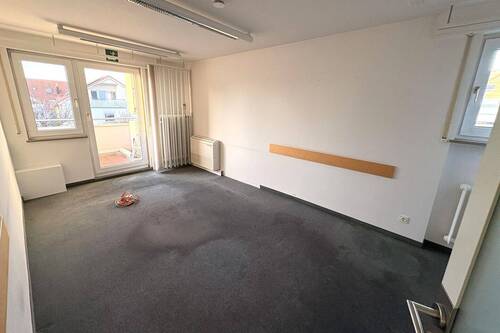 OG Bürozimmer mit Balkon - 