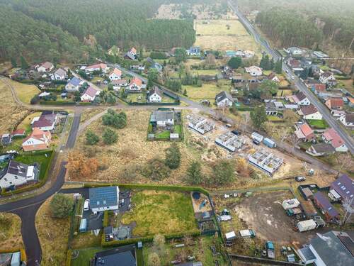 Luftansichten aus Westen - Grundstück in Nauen