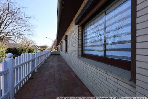 05 Laubengang Hausvorderseite - 