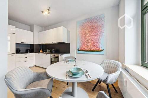 Esszimmer/Küche - Moderne sanierte möbilierte 2-Zimmerwohnung in zentraler Lage in Leipzig, Stadtteil Reudnitz