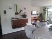 Wohn-/Esszimmer - 