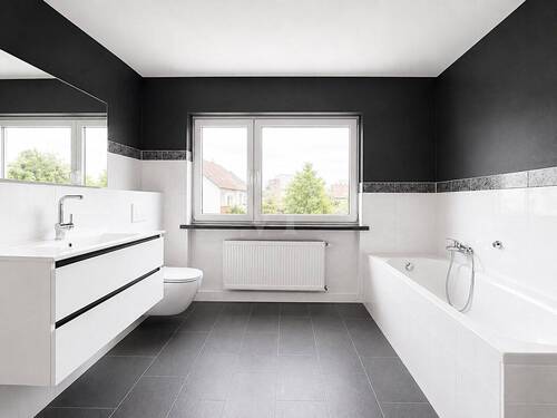 Modernes Badezimmer - 
