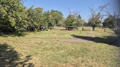 Blick ins Grundstück - Attraktives Grundstück - 27.000,00 EUR Kaufpreis, ca.  0,00 m²