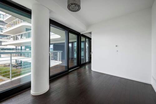 Einmaliges Schlafzimmer mit direktem Blick auf die Spree - 