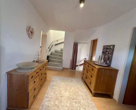 Galerie 1. OG mit Treppenaufgang ins Dachgeschoss - 