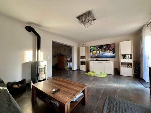 Wohnzimmer mit Schwedenofen - 