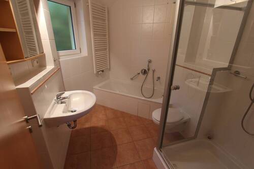 Badezimmer_www.villingen.immobilien - 