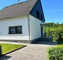 * Schönes Freistehendes Einfamilienhaus * 2 Garagen* traumhaftes Grundstück - Kreuzau Obermaubach