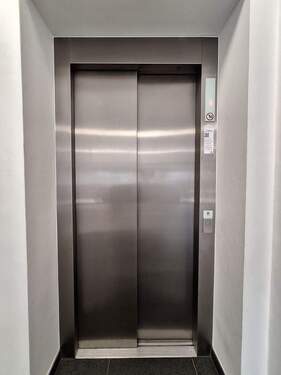 Fahrstuhl.jpg - 