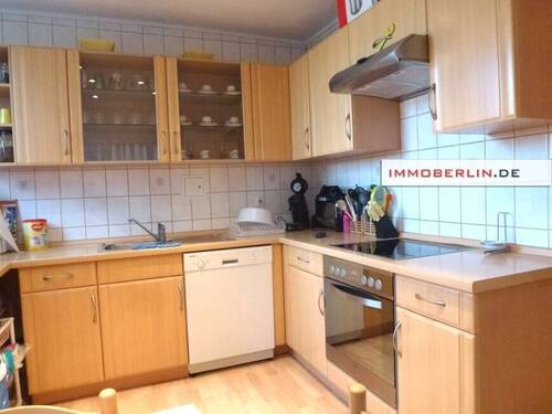 4 - Etagenwohnung mit 75,00 m&sup2; in Westend zum Kaufen