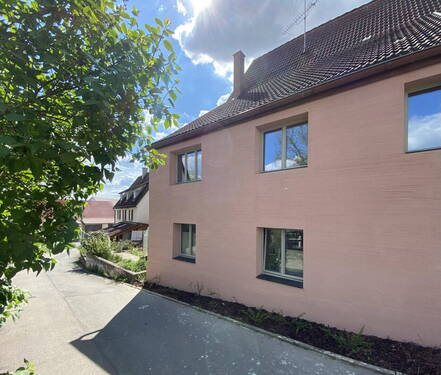 Fassade Ostseite - 6 Zimmer Einfamilienhaus zum Kaufen in Rottenburg