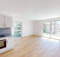 MODERNES WOHNEN IN VILLINGEN-SCHWENNINGEN: Lichtdurchflutete 3-Zimmer-Neubauwohnung mit Balkon und EBK