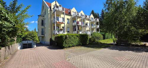 Hausansicht.jpg - 3-Raum-Wohnung mit Südbalkon - 555,00 EUR Kaltmiete, ca.  79,20 m² Wohnfläche