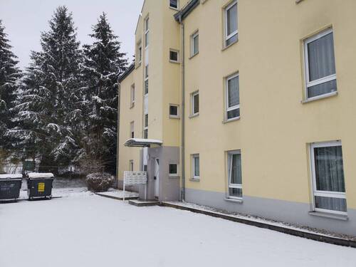 Hauseingang.jpg - Etagenwohnung mit 79,20 m² in Chemnitz zur Miete