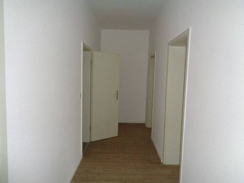 01 Flur - 