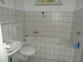 11 Bad - 3 Zimmer Etagenwohnung zur Miete in Plauen