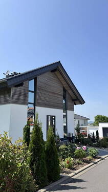 Bild 2 - 4 Zimmer Einfamilienhaus zum Kaufen in Habichtswald