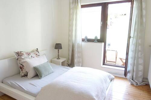 Schlafzimmer - 2 Zimmer Etagenwohnung zur Miete in Bremen