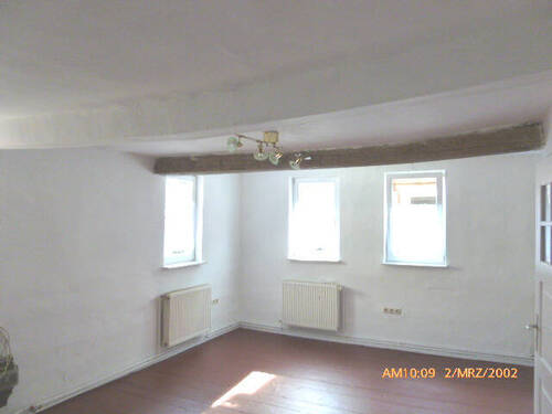 Großes , helles Büro im Erdgeschoß - 6 Zimmer Einfamilienhaus in Fladungen