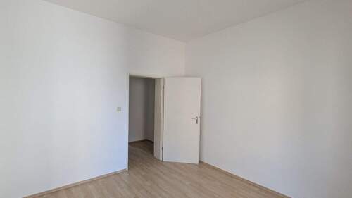 Whg.2 (1.OG) Vorzimmer_3.jpg - 