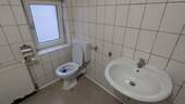 Whg.3 (2.OG) Badezimmer_3.jpg - 