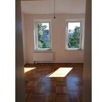 Schöne, helle 3 Zi, Wohnung am Aufseßplatz - Nürnberg Steinbühl