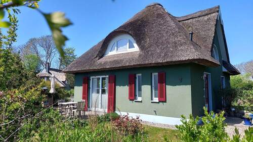 Ansicht ost.jpg - Exklusives Reetdachhaus auf der Insel Rügen