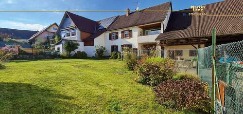 einfach nur schön.. - 5 Zimmer Mehrfamilienhaus, Wohnhaus zum Kaufen in Malterdingen