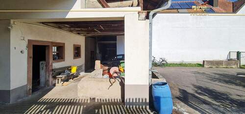 zum Schopf mit viel Platz - 