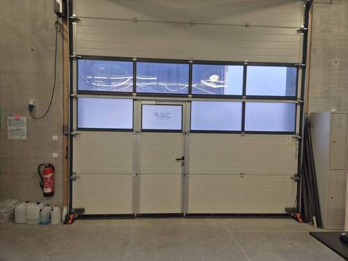 Bild 1 - Nachmieter gesucht - moderne Gewerbeimmobilie (HalleBüro)