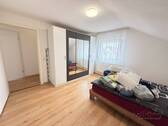 Schlafzimmer - 3 Zimmer Etagenwohnung zur Miete in Offenburg / Griesheim