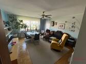 Wohnzimmer - 3 Zimmer Etagenwohnung zum Kaufen in Furth im Wald