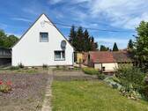 Titelbild - Wohnhaus in zentraler Lage mit Garten