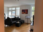 Wohnzimmer-Blick vom Flur - 2 Zimmer Etagenwohnung in Potsdam
