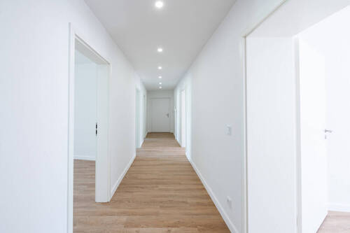 Flur - Etagenwohnung mit 98,40 m&sup2; in Berlin zum Kaufen