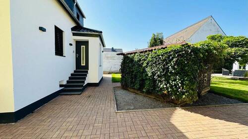Eingang - Einfamilienhaus mit 154,00 m² in Limburg zum Kaufen