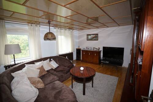 Bauernhaus Zimmerbeispiel 2 OG re - 