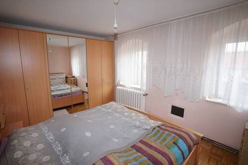 Bauernhaus Zimmerbeispiel 1 OG re - 