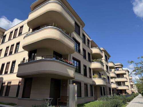 Außenansicht - Luxuriöse Neubauwohnung mit Dachterrasse, Jacuzzi, Balkon und Tiefgarage in Potsdam