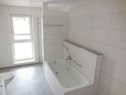 Bild 3 - 4 Zimmer Etagenwohnung in Wehr